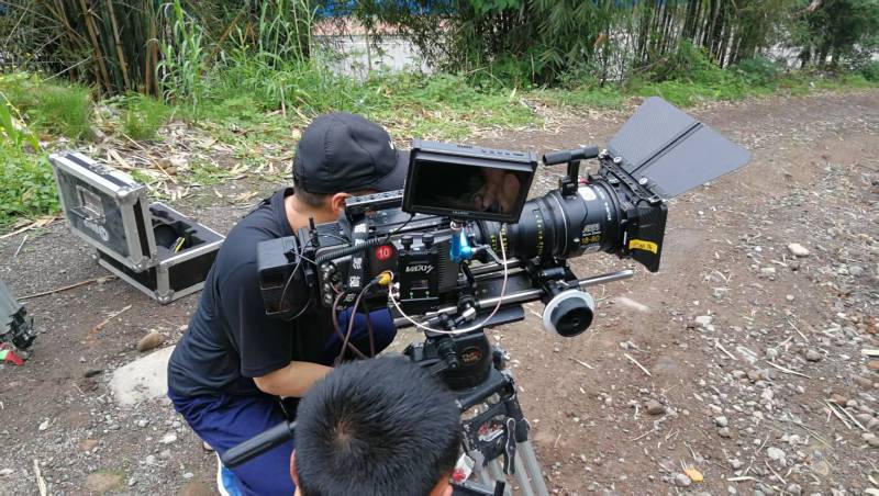 万载县产品宣传视频拍摄公司：匠心独运，雕琢品牌名片